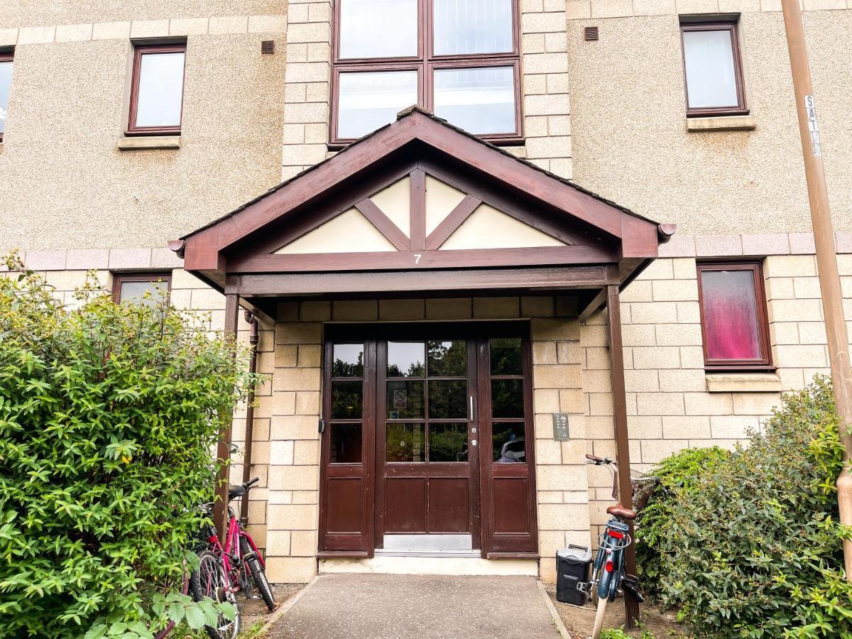 Spacious, Central And Newly Decorated Apartment Edinburgh Exterior photo